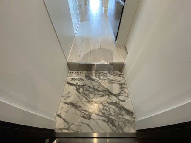 グランシアター高井田の玄関