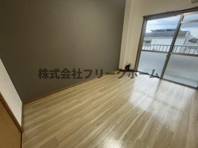 三鷹市上連雀１丁目の賃貸マンションの寝室