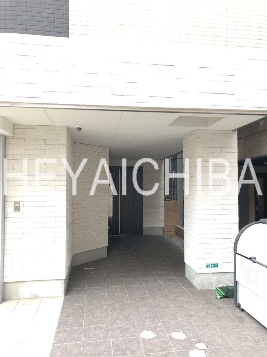 プレーマ南千住のエントランス