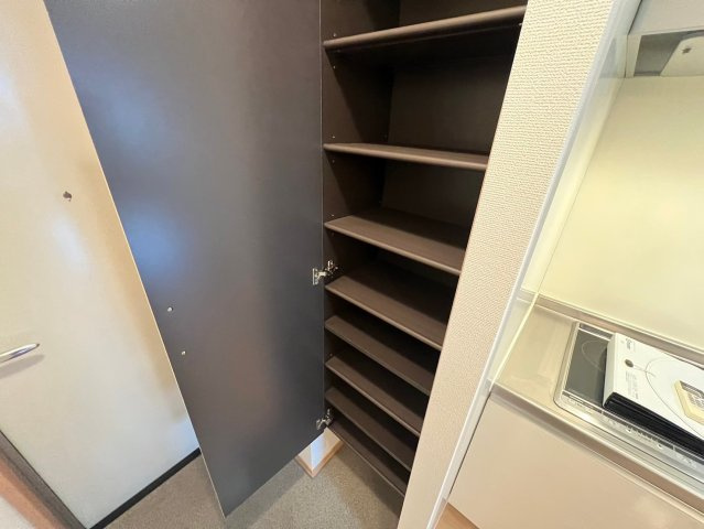 サンシャリテ向丘A棟の収納