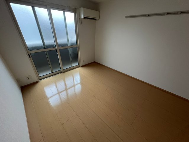 サンシャリテ向丘A棟の居間・リビング