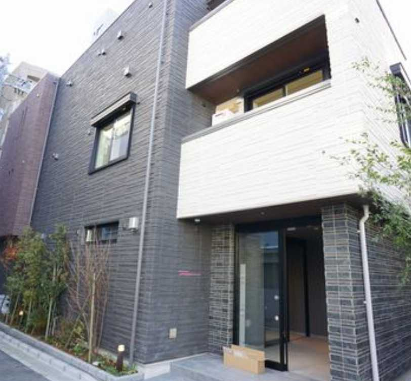 ブリエ中目黒　駅近　断熱等級６　シャーメゾンのエントランス