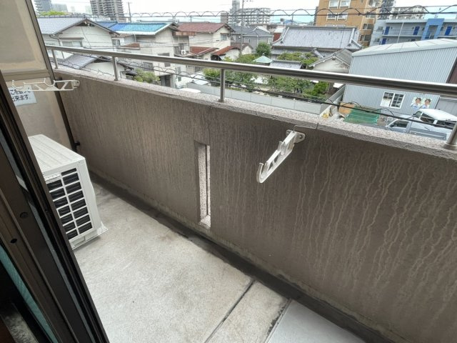 【バルコニー】 | アークヒルズ西古松