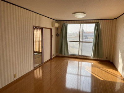 【居間・リビング】 | ＹＳビル岡南