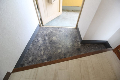 【玄関】 | プレアール新屋敷