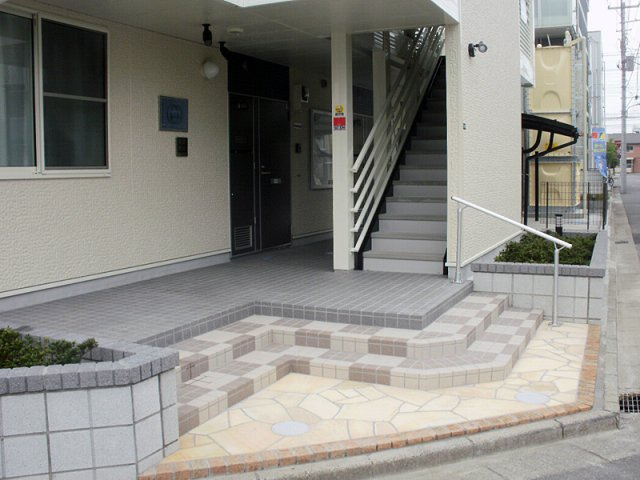 【エントランス】 | リモーネ７