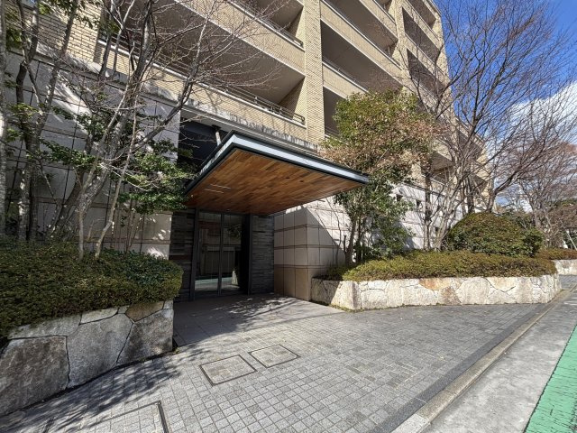 【エントランス】 | グランドメゾン西新ステージ