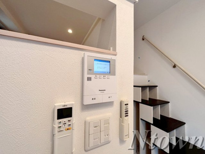 【セキュリティ】 | リヒト | モニター付きインターホンです