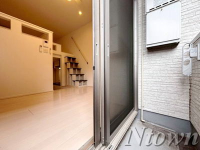 【バルコニー】 | リヒト | 開放的で明るい空間を演出してくれるバルコニーです