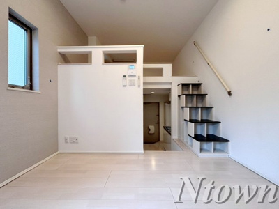 【内装】 | リヒト | 明るい室内です