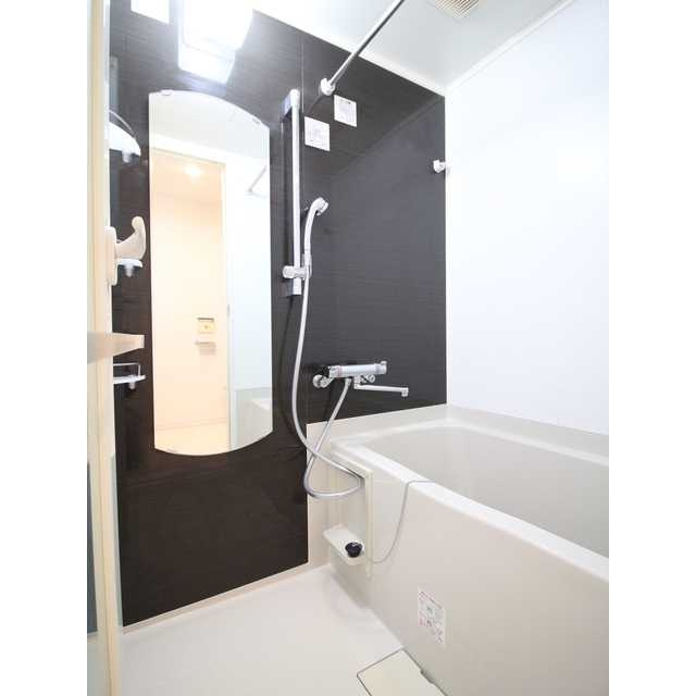 プレール・ドゥーク新御徒町の浴室