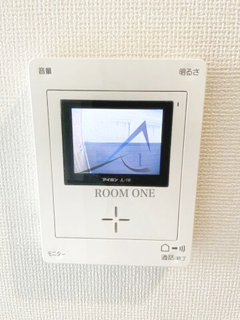 ドミール西尾久のセキュリティ|モニター付きインターホンです。