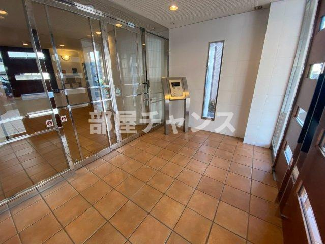 ベレーサ名駅ウエストのエントランス