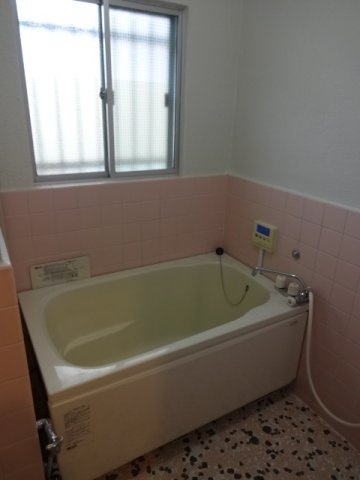 上水ハイツの浴室