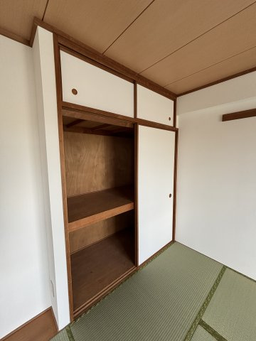 ウィンザーハイム相模原の駐車場