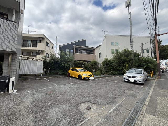 ウィンザーハイム相模原の居間・リビング