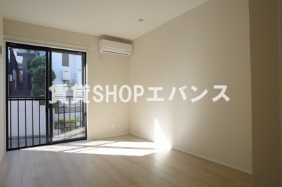 【居間・リビング】 | リヴェール三咲