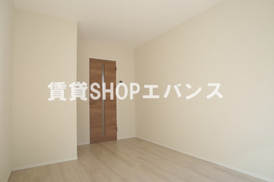 【寝室】 | リヴェール三咲