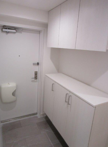 ファミリータウン東陽A棟の玄関