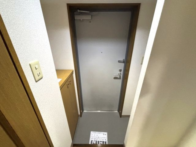 ヴィラセゾン甲南の玄関