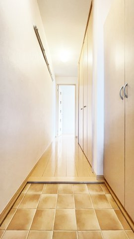 アムール安宅の玄関