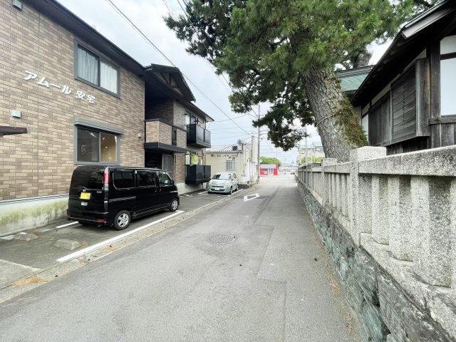 アムール安宅の周辺