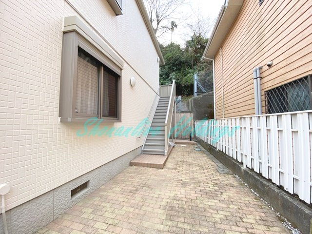 プラナスアヅマのエントランス|開放的なエントランス♪