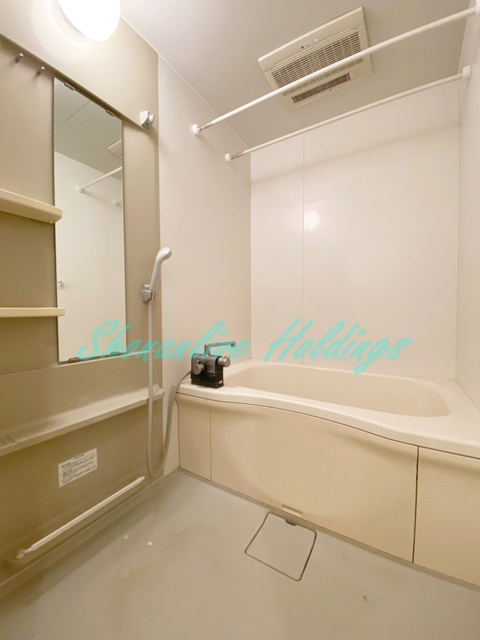 プラナスアヅマの浴室|浴室乾燥付き♪