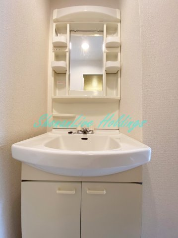 アメニティーヒルズの洗面所|独立洗面台♪