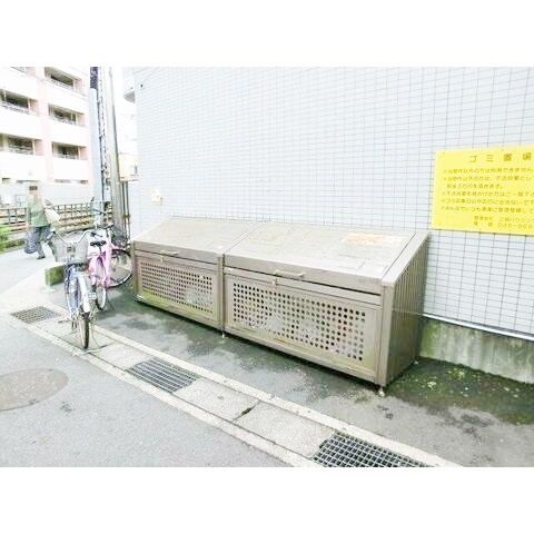 モデラート追浜のその他共用部分|敷地内ゴミ置き場あり♪