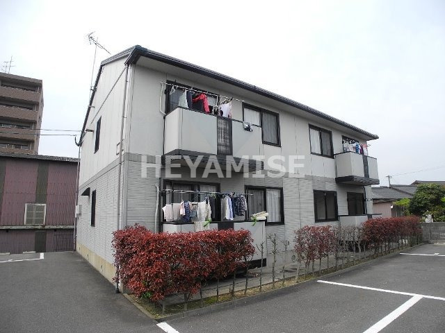 ウエストⅢの外観