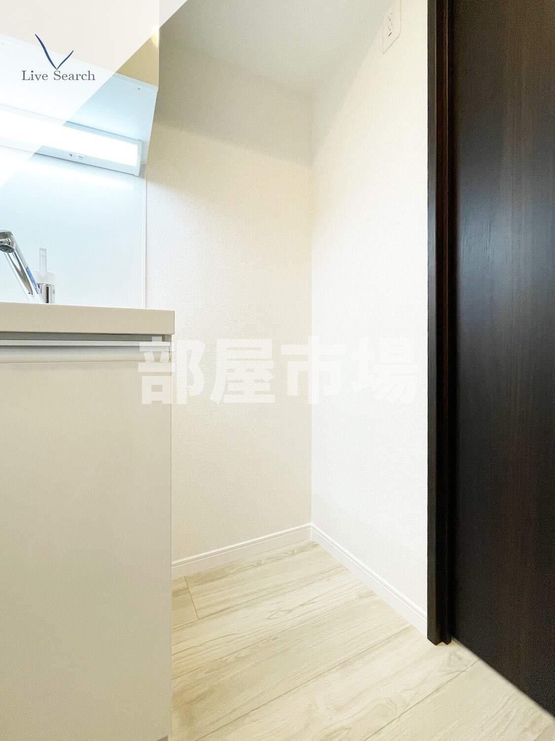 Dolce Vita 浅草橋のキッチン|冷蔵庫置場