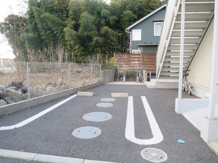 ハイブリッジⅢの駐車場|駐車場