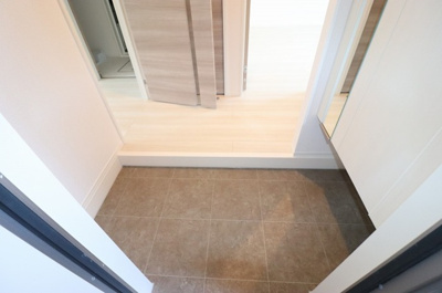 【玄関】 | メゾン・アルカディア | 玄関 シューズボックス（トールタイプ）あり