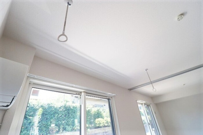 【ロビー】 | メゾン・アルカディア | 室内物干し