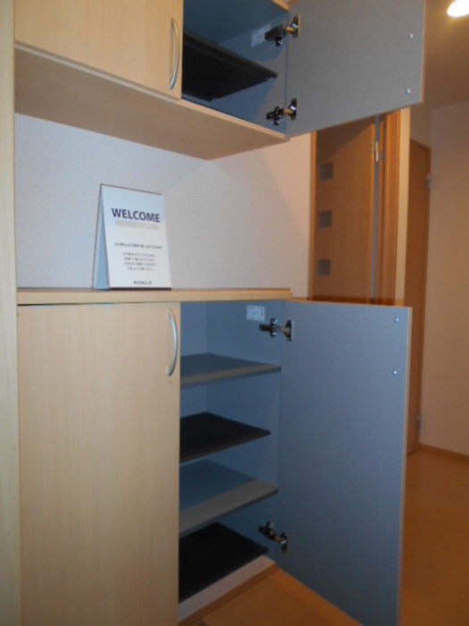 ルシェリアの収納|シューズボックス