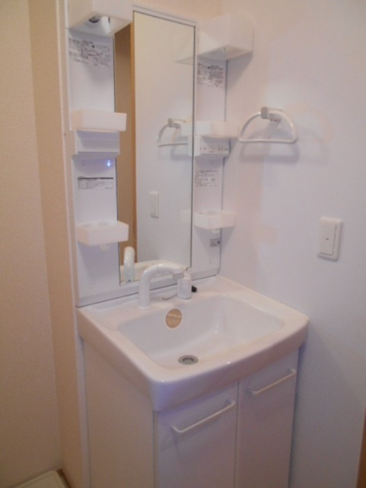 ルシェリアの独立洗面台|洗髪洗面化粧台