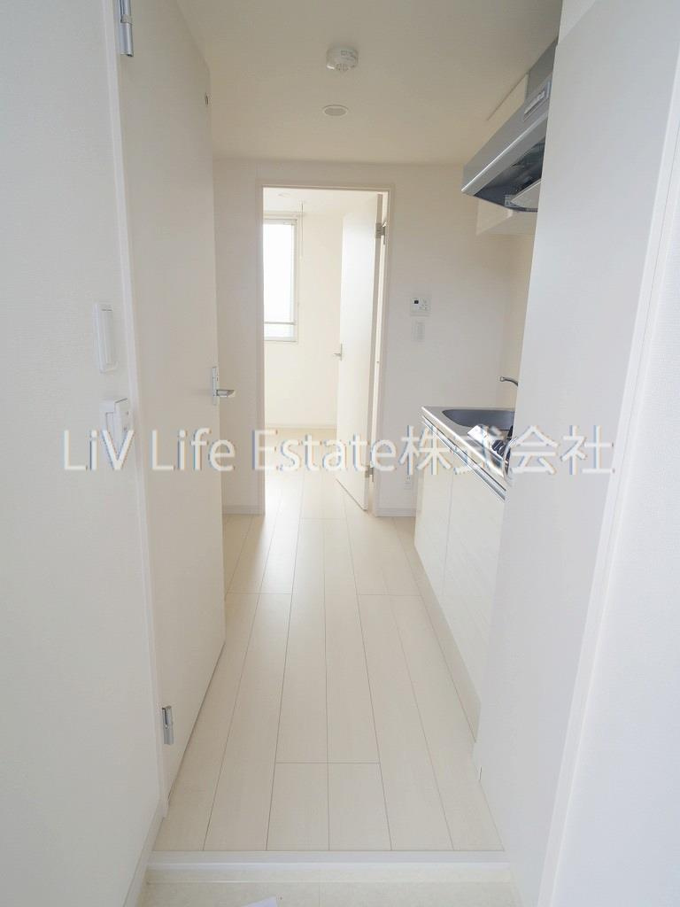 西東京市保谷町３丁目のアパートの玄関