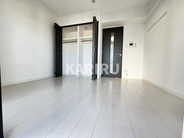 グランデュール鶴橋の居間・リビング