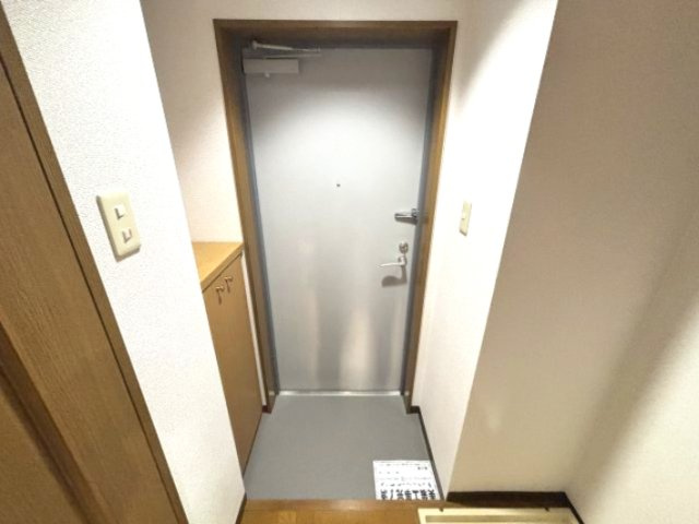 ヴィラセゾン甲南の玄関