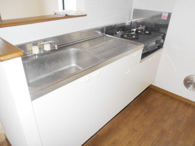 シェ　アザレのキッチン|お料理しやすいキッチンです