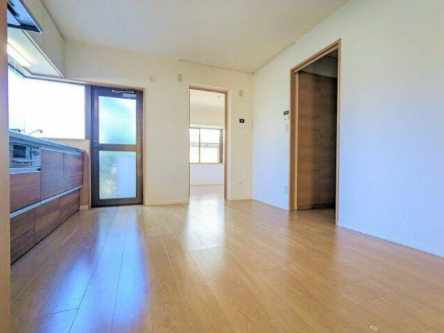 エマーレ国立のセキュリティ