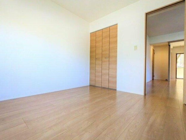 エマーレ国立の寝室