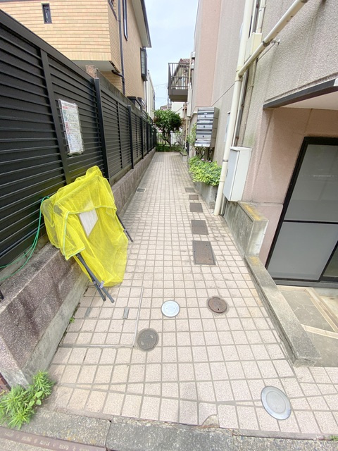 エミネンスフラットのエントランス|★アプローチ★