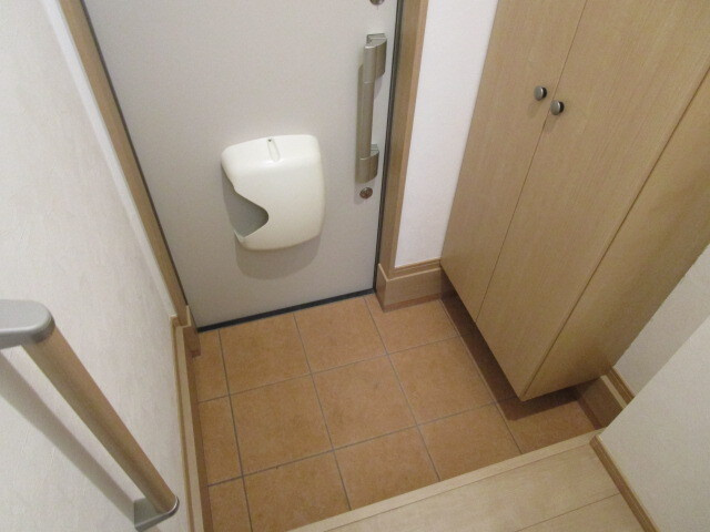 サンライズ聖蹟の玄関