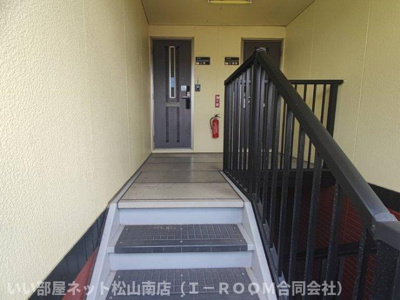 【エントランス】 | ヴェル　フレール　C棟