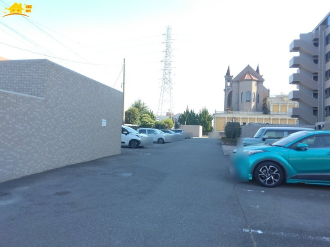 【駐車場】 | サーパス新井町 | 駐車スペースもあります