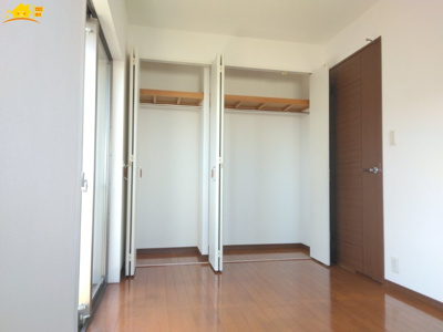 【収納】 | サーパス新井町 | 各居室には十分な収納スペースを確保。お部屋全体を広々と使うことができます。