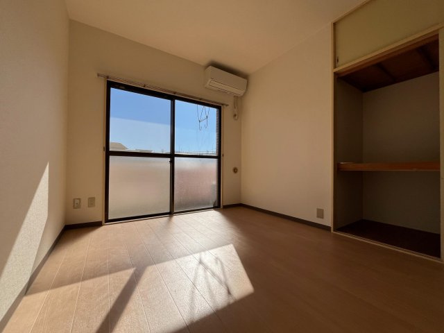 新町ベルメゾンの居間・リビング