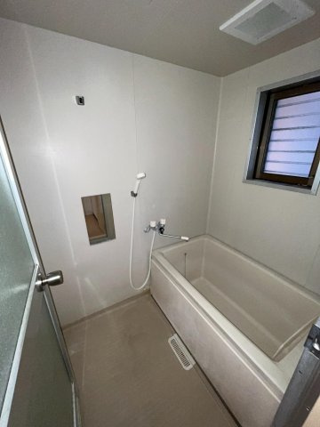 新町ベルメゾンの浴室